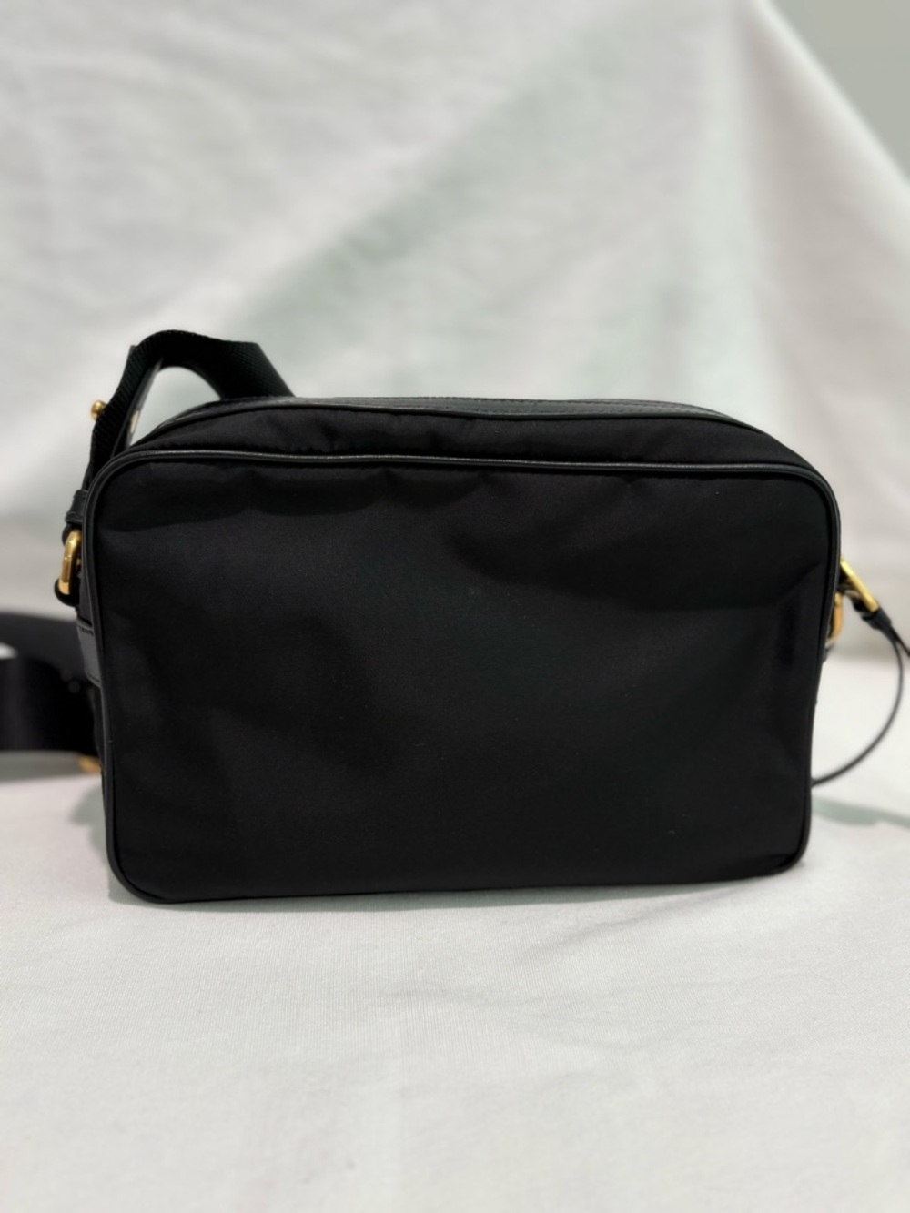 Authentic Prada black crossbody camera bag with cards - Picture 8 of 13